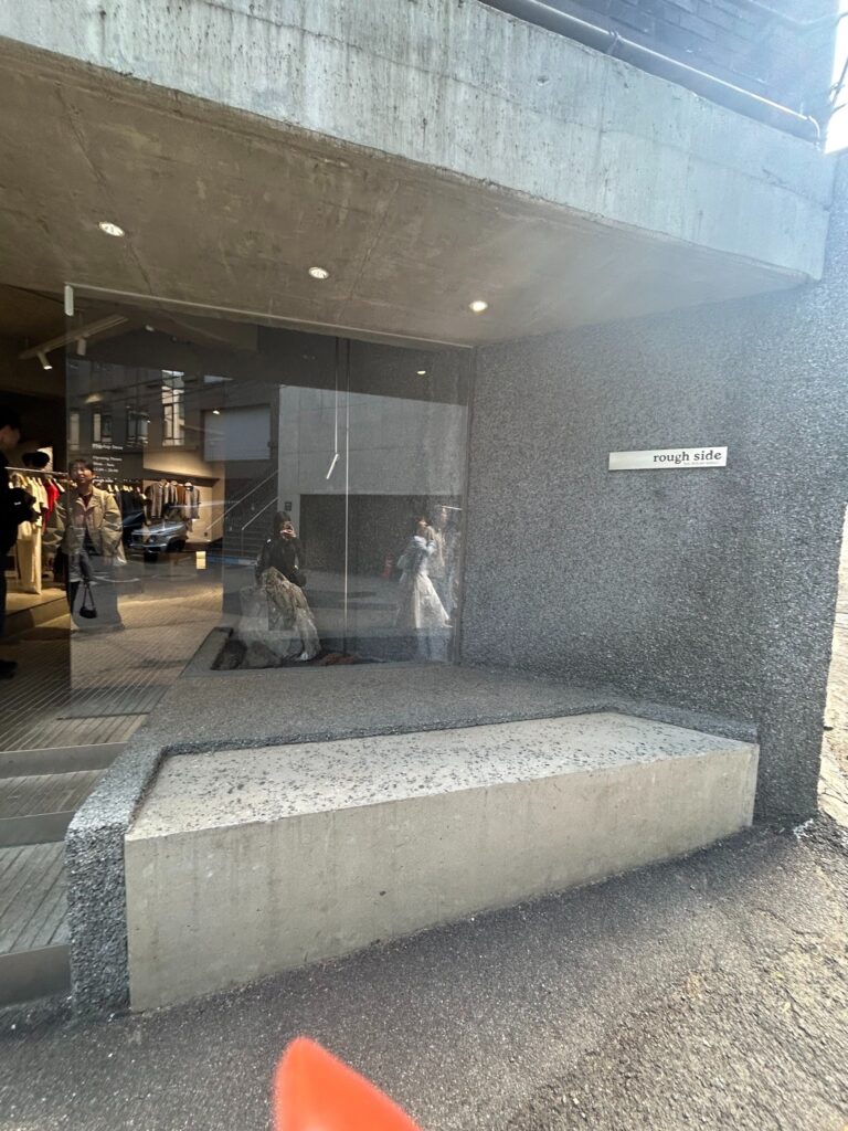rough side　店舗